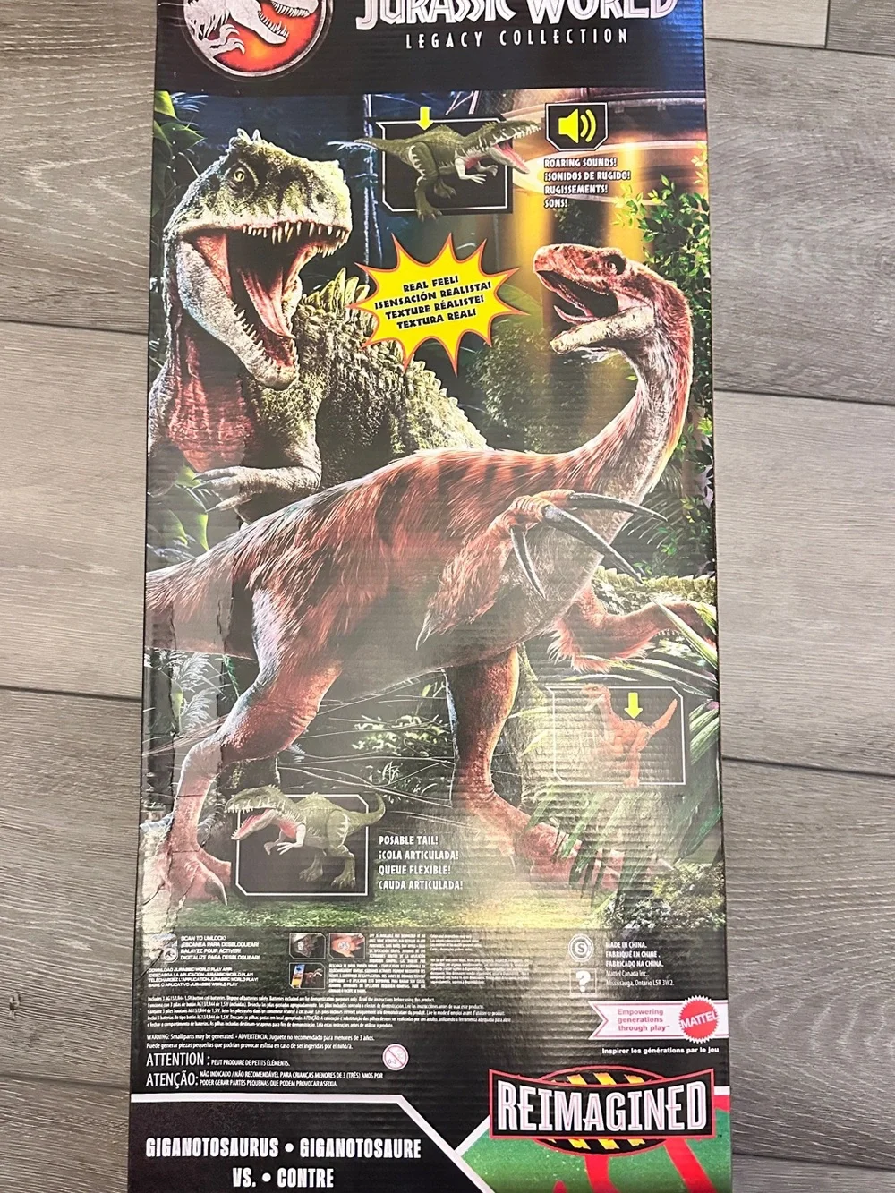 Jurassic World giganotosaurus hand